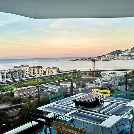 Apartment Spacieux - Terrasse Vue Mer, Au Soleil Ajaccio (Corsica)